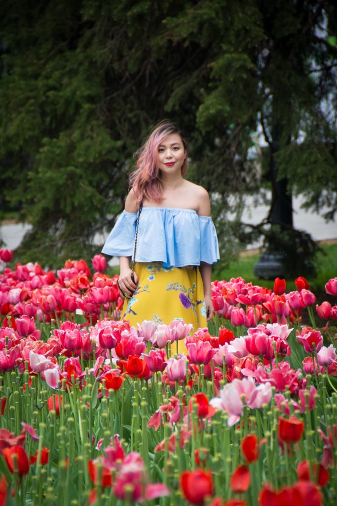 Montreal Botanical Gardens tulips Modcloth midi skirt Zara off-the-shoulder top embroidered clutch Le Chateau pumps heels spring fashion 4