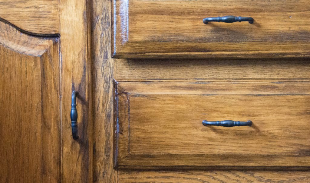 deep walnut Minwax wood stain after 2 Montreal lifestyle DIY blog