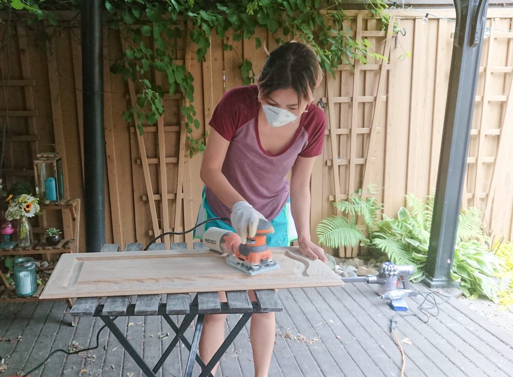 sanding doors stain oak wood cabinets Montreal lifestyle DIY blog