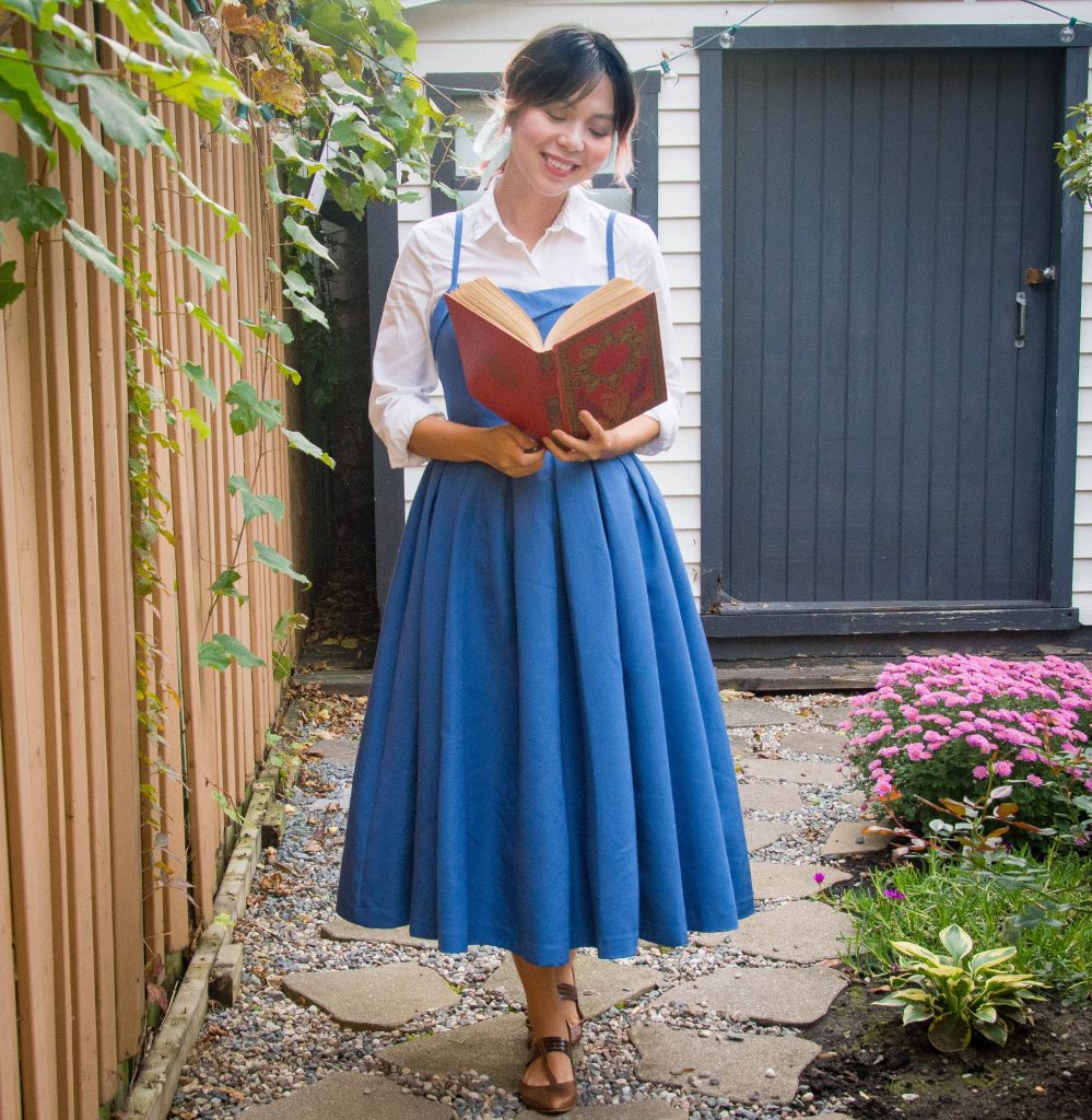 Belle blue dress Halloween costume Montreal fashion lifestyle beauty blog 2