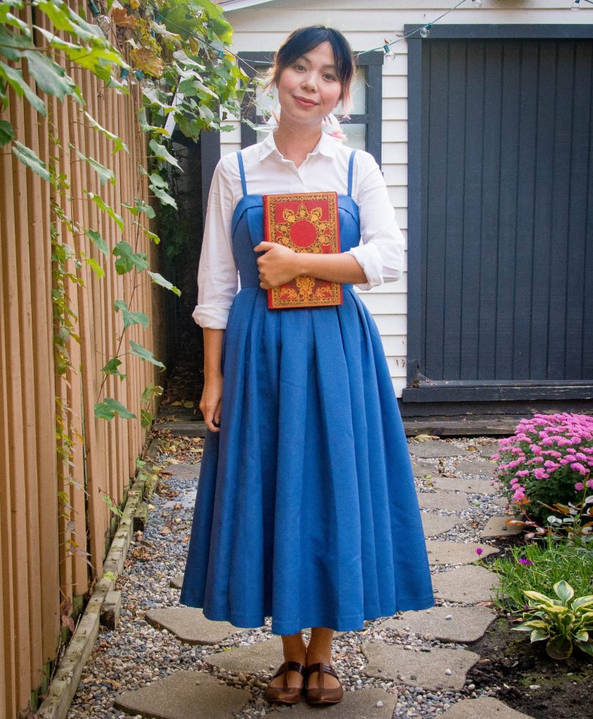 Belle blue dress Halloween costume Montreal fashion lifestyle beauty blog 3