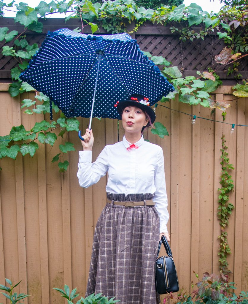 Mary Poppins costume Halloween Lindy Bop vintage skirt Montreal lifestyle fashion blog 2