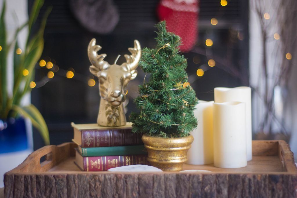 living room tray candle tree display Christmas holiday decor Montreal lifestyle fashion beauty blog