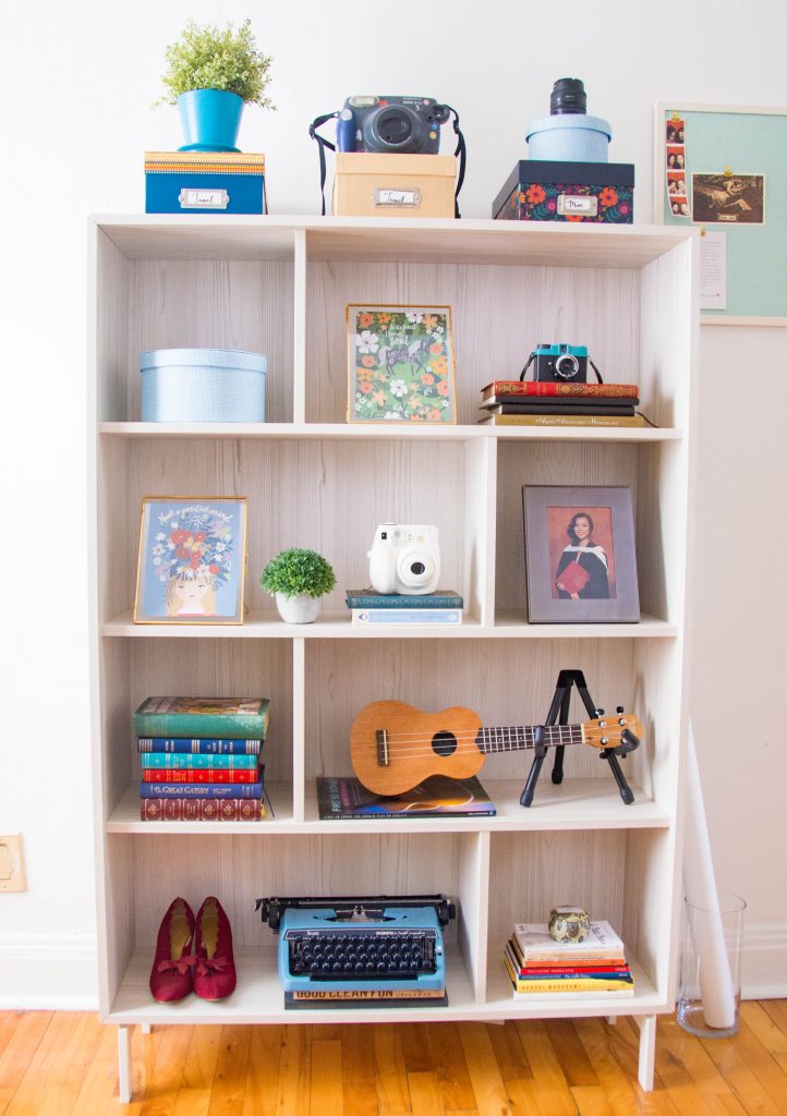 Ikea bookshelf display shelf office remodel Montreal decor lifestyle blog