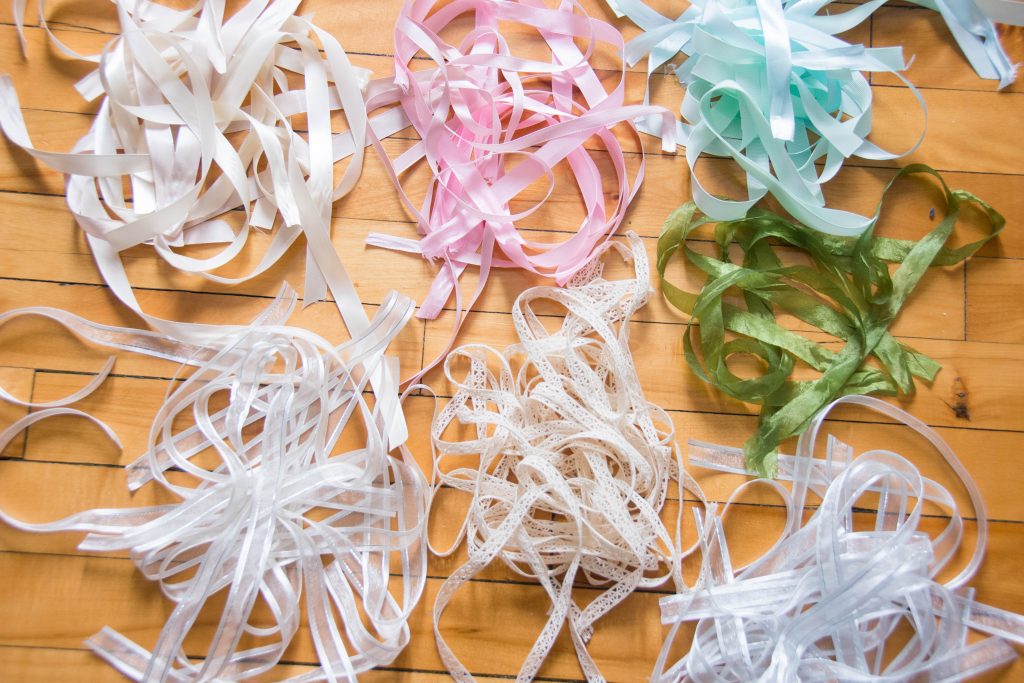 ribbons DIY ribbon chandelier Montreal lifestyle blog