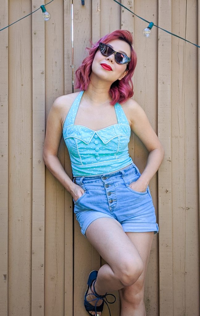 retro vintage halter top high-waisted denim shorts Montreal fashion beauty lifestyle blog 6